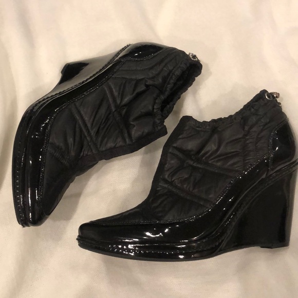 🆕 VIA SPIGA Winter Wedge Booties - Picture 2 of 9